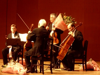 20110217charityconcert05_400.jpg