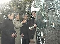 s-02.jpg